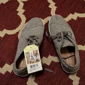 Men’s Toms